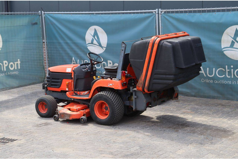 Kubota BX2200D - جزازة عشب الحدائق: صورة 3 Kubota BX2200D - جزازة عشب الحدائق: صورة 3