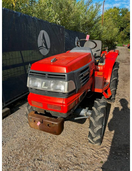 جرار Kubota GL221 Grandel: صورة 10