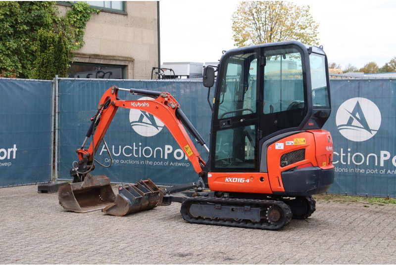 Kubota KX016-4 - حفار صغير: صورة 3 Kubota KX016-4 - حفار صغير: صورة 3