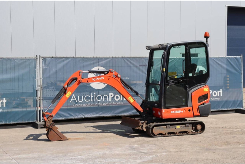 Kubota KX018-4 - حفار صغير: صورة 1 Kubota KX018-4 - حفار صغير: صورة 1
