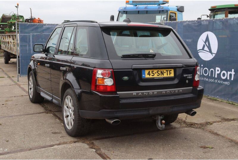 Land Rover Range Rover Sport HSE - سيارة دفع رباعي: صورة 4 Land Rover Range Rover Sport HSE - سيارة دفع رباعي: صورة 4