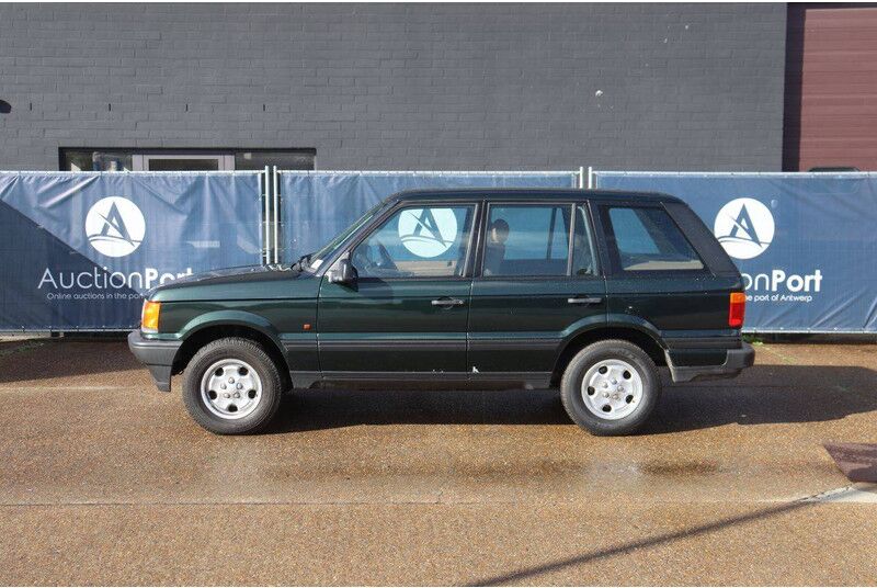 Land Rover Range Rover - سيارة دفع رباعي: صورة 2 Land Rover Range Rover - سيارة دفع رباعي: صورة 2