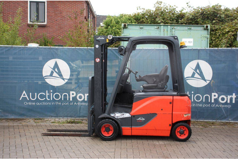 Linde E20PH-02 - رافعة شوكية كهربائية: صورة 2 Linde E20PH-02 - رافعة شوكية كهربائية: صورة 2