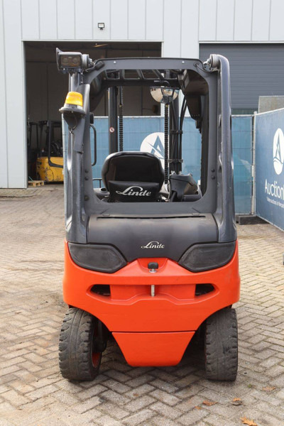 Linde E25-01 - رافعة شوكية كهربائية: صورة 5 Linde E25-01 - رافعة شوكية كهربائية: صورة 5