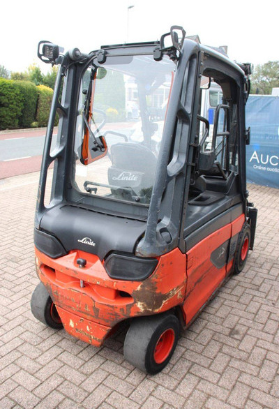 Linde E25L-01 - رافعة شوكية كهربائية: صورة 5 Linde E25L-01 - رافعة شوكية كهربائية: صورة 5
