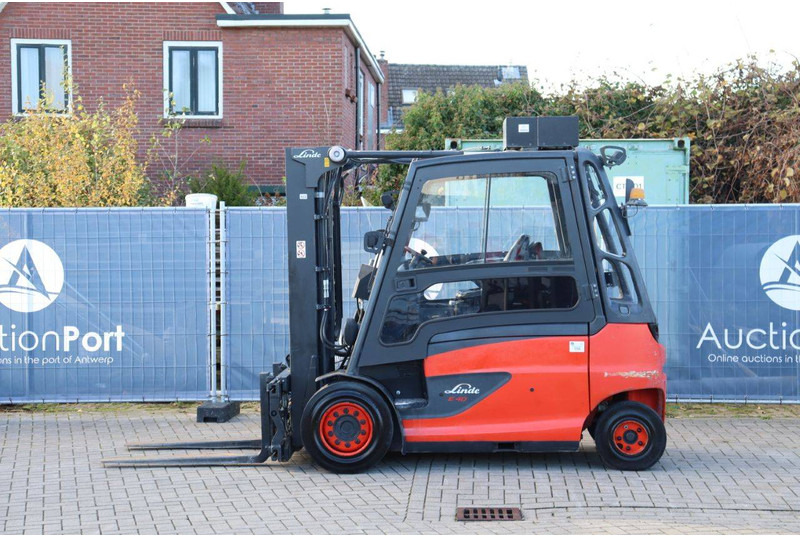 Linde E40HL-01/600 - رافعة شوكية كهربائية: صورة 2 Linde E40HL-01/600 - رافعة شوكية كهربائية: صورة 2