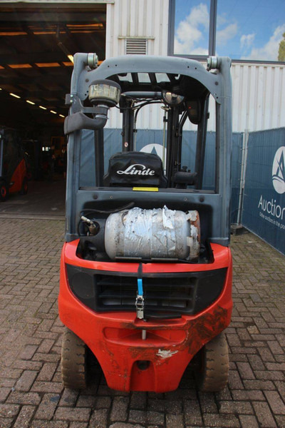 Linde H14T-C1 - رافعة شوكية تعمل بالغاز: صورة 4 Linde H14T-C1 - رافعة شوكية تعمل بالغاز: صورة 4