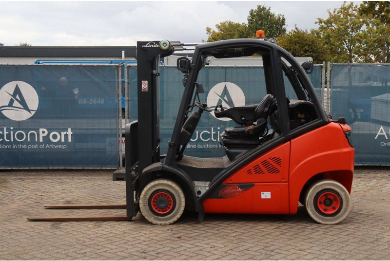 Linde H25T-02 - رافعة شوكية تعمل بالغاز: صورة 2 Linde H25T-02 - رافعة شوكية تعمل بالغاز: صورة 2