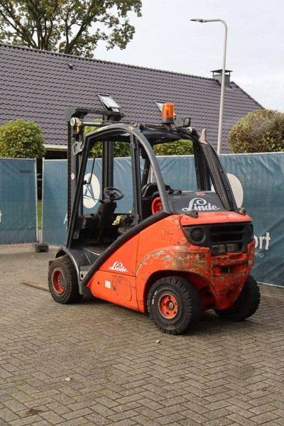 Linde H25T - رافعة شوكية تعمل بالغاز: صورة 4 Linde H25T - رافعة شوكية تعمل بالغاز: صورة 4