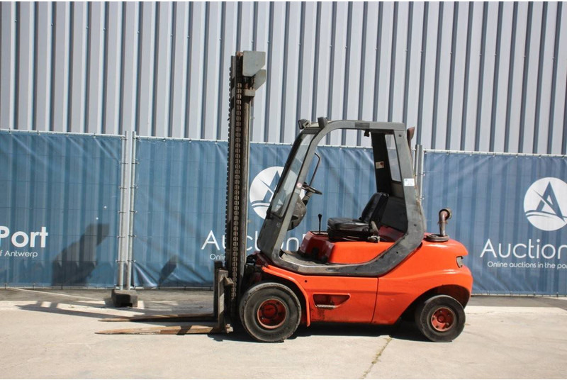 Linde H30D-02 - رافعة شوكية ديزل: صورة 1 Linde H30D-02 - رافعة شوكية ديزل: صورة 1