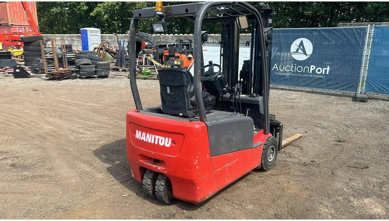 Manitou ME 316 - رافعة شوكية كهربائية: صورة 5 Manitou ME 316 - رافعة شوكية كهربائية: صورة 5