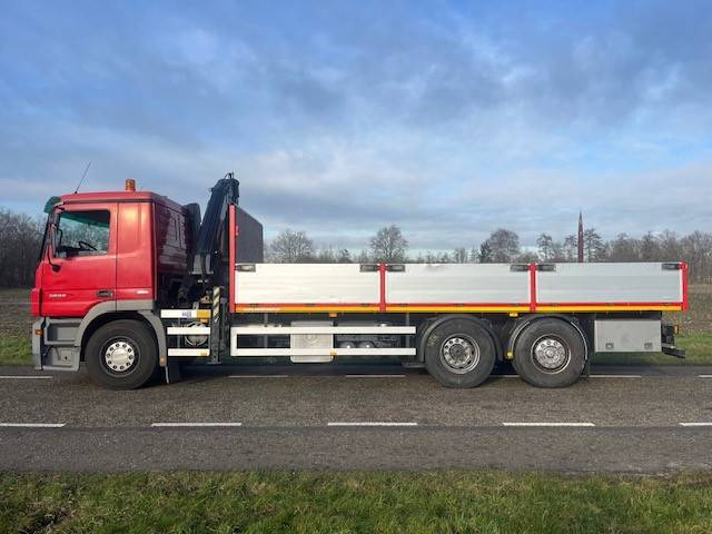 Mercedes-Benz Actros 2832 6x2 - شاحنة كرين: صورة 4 Mercedes-Benz Actros 2832 6x2 - شاحنة كرين: صورة 4
