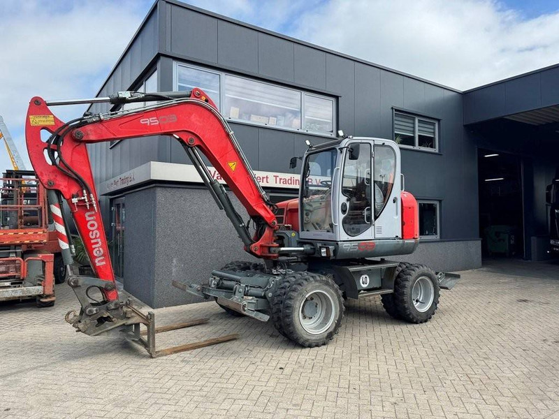Neuson 9503WD - حفار ذو عجلات: صورة 3 Neuson 9503WD - حفار ذو عجلات: صورة 3