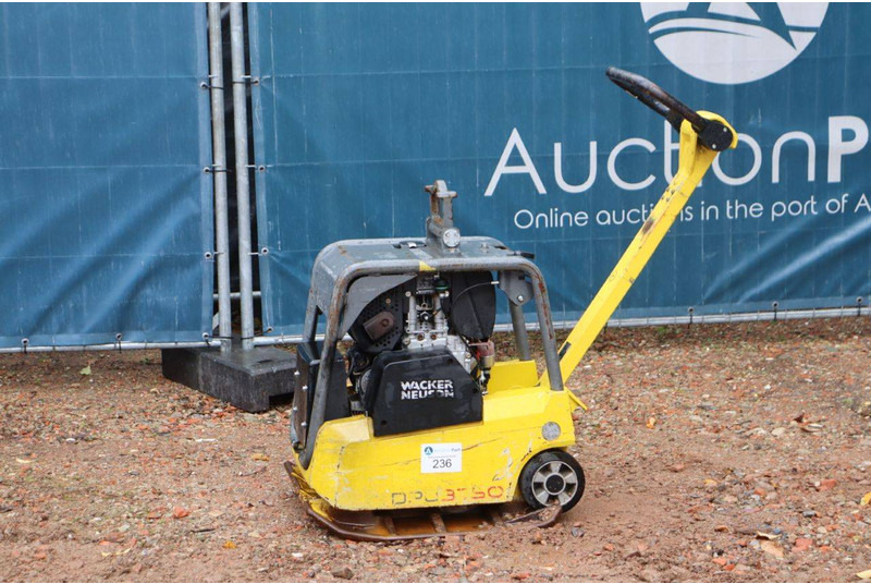 Neuson DPU3750 - صفيحة هزازة: صورة 1 Neuson DPU3750 - صفيحة هزازة: صورة 1