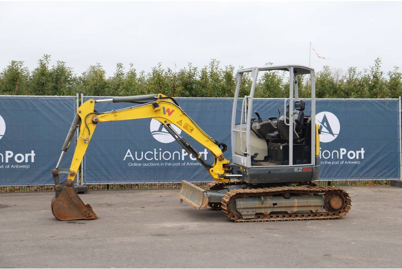 Neuson EZ26 - حفار صغير: صورة 1 Neuson EZ26 - حفار صغير: صورة 1