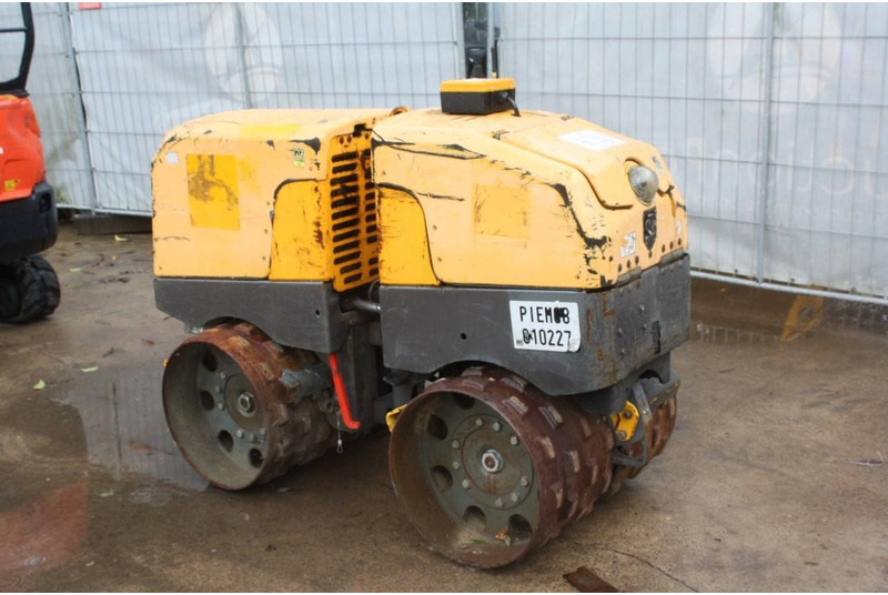 Neuson Roller RT2SC - مدحلة: صورة 3 Neuson Roller RT2SC - مدحلة: صورة 3