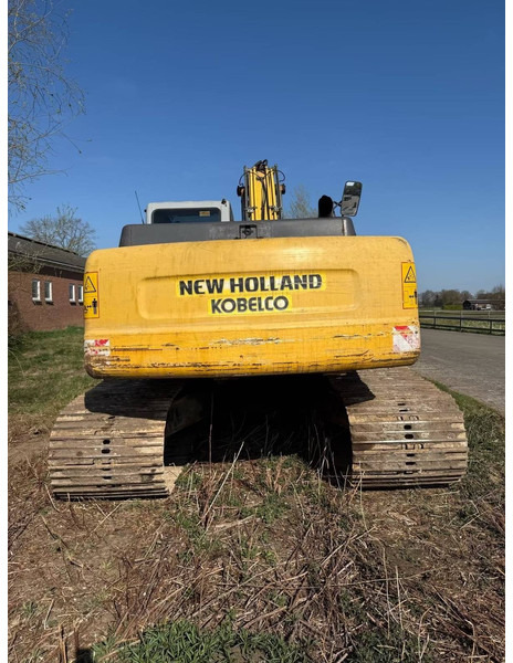 New Holland E215 - حفار زاحف: صورة 3 New Holland E215 - حفار زاحف: صورة 3