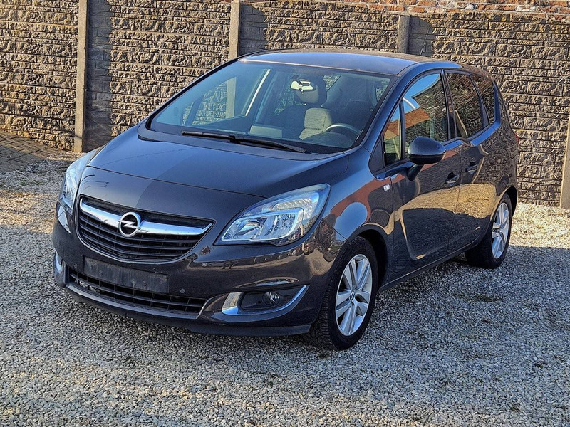 Opel Meriva (B - update) 1.4 Turbo - سيارة: صورة 2 Opel Meriva (B - update) 1.4 Turbo - سيارة: صورة 2