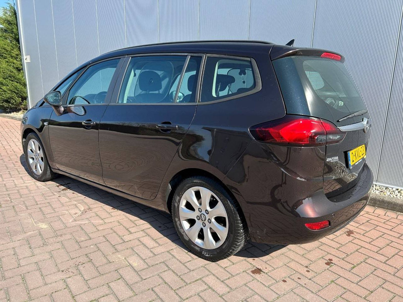 Opel Zafira 1.4 Tourer Business+ - سيارة: صورة 3 Opel Zafira 1.4 Tourer Business+ - سيارة: صورة 3