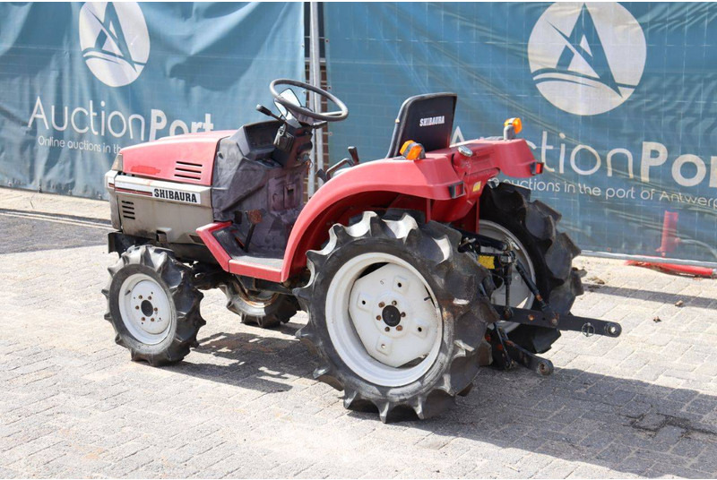 Shibaura STIGER 65F - جرار: صورة 3 Shibaura STIGER 65F - جرار: صورة 3