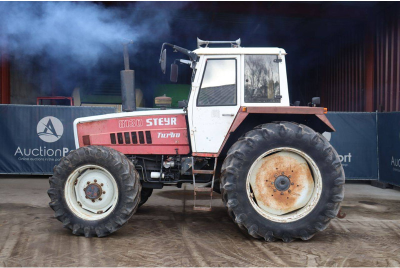 Steyr 8130 Turbo - جرار: صورة 2 Steyr 8130 Turbo - جرار: صورة 2
