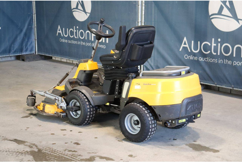 Stiga Park Pro 540 IX - جزازة عشب الحدائق: صورة 3 Stiga Park Pro 540 IX - جزازة عشب الحدائق: صورة 3