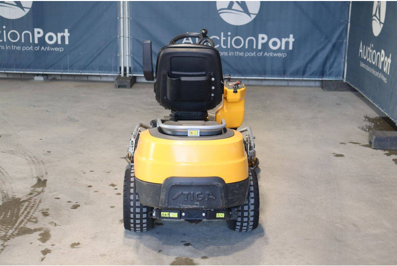 Stiga Park Pro 540 IX - جزازة عشب الحدائق: صورة 4 Stiga Park Pro 540 IX - جزازة عشب الحدائق: صورة 4