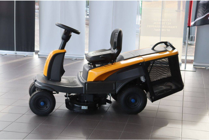 Stiga Swift R72 - جزازة عشب الحدائق: صورة 1 Stiga Swift R72 - جزازة عشب الحدائق: صورة 1