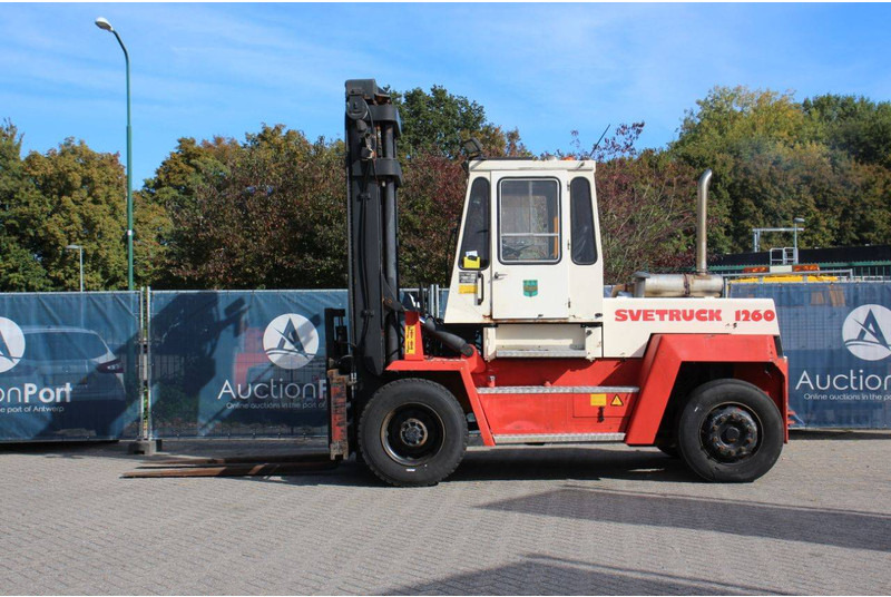 Svetruck 1260-30 - رافعة شوكية ديزل: صورة 2 Svetruck 1260-30 - رافعة شوكية ديزل: صورة 2