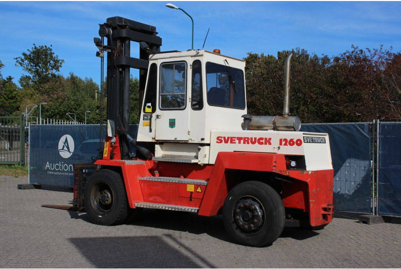 Svetruck 1260-30 - رافعة شوكية ديزل: صورة 3 Svetruck 1260-30 - رافعة شوكية ديزل: صورة 3