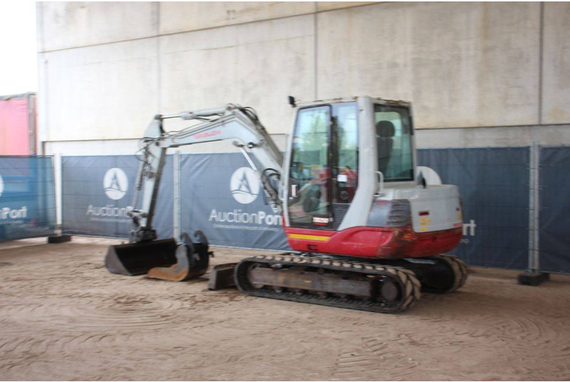 Takeuchi TB250 - حفار زاحف: صورة 3 Takeuchi TB250 - حفار زاحف: صورة 3