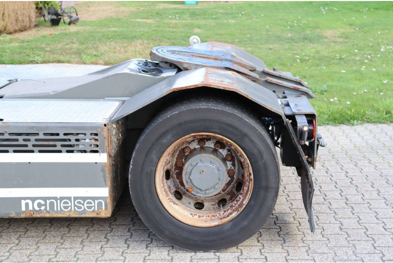 شاحنة نقل نصف مقطورة بالميناء Terberg DT183 Mega: صورة 17 شاحنة نقل نصف مقطورة بالميناء Terberg DT183 Mega: صورة 17