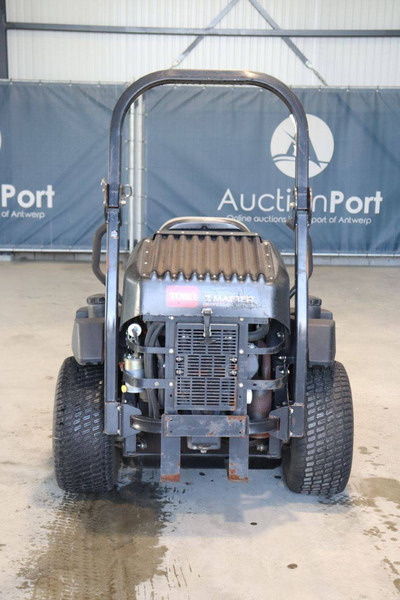 Toro Z Master Professional 7000 series - جزازة عشب الحدائق: صورة 5 Toro Z Master Professional 7000 series - جزازة عشب الحدائق: صورة 5