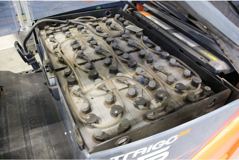 رافعة شوكية كهربائية Toyota 8FBE15T: صورة 19