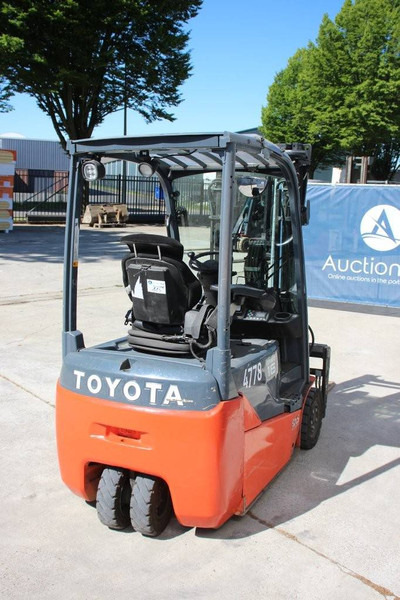 Toyota 8FBE16T - رافعة شوكية كهربائية: صورة 5 Toyota 8FBE16T - رافعة شوكية كهربائية: صورة 5