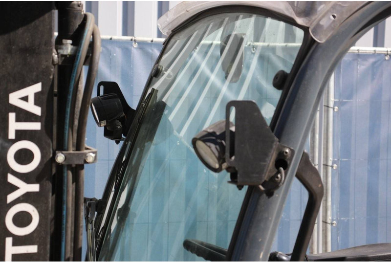 رافعة شوكية كهربائية Toyota 8FBE16T: صورة 13 رافعة شوكية كهربائية Toyota 8FBE16T: صورة 13