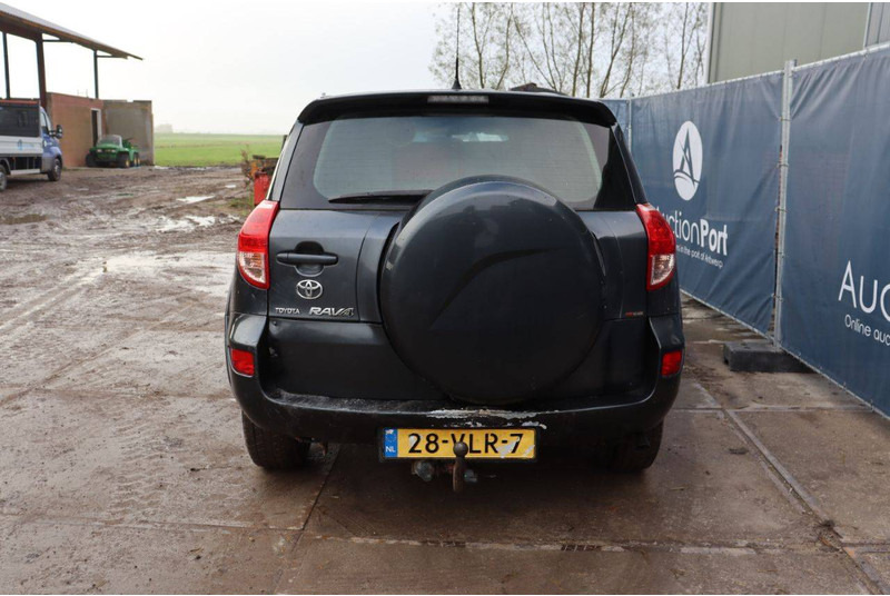 Toyota ALA30L-AWFGXW - سيارة دفع رباعي: صورة 5 Toyota ALA30L-AWFGXW - سيارة دفع رباعي: صورة 5