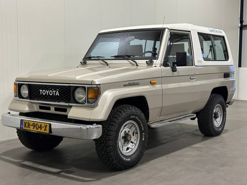 Toyota Land Cruiser - سيارة: صورة 1 Toyota Land Cruiser - سيارة: صورة 1