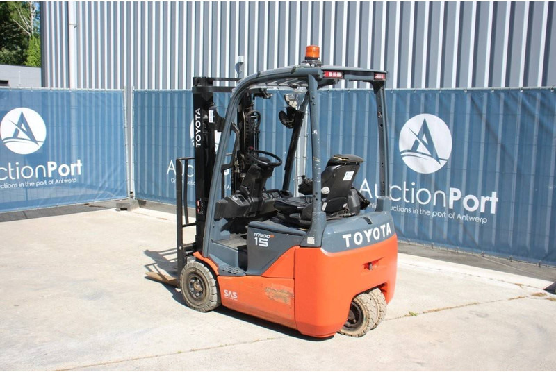 Toyota Traigo 15 - رافعة شوكية كهربائية: صورة 3 Toyota Traigo 15 - رافعة شوكية كهربائية: صورة 3