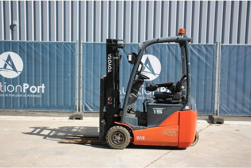 Toyota Traigo 15 - رافعة شوكية كهربائية: صورة 2 Toyota Traigo 15 - رافعة شوكية كهربائية: صورة 2