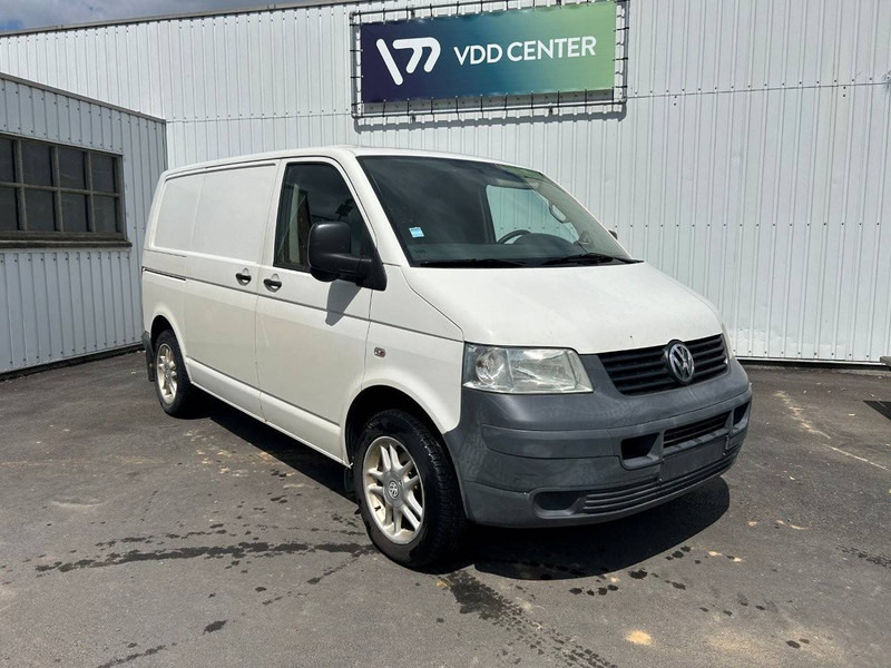 Volkswagen Transporter T5 - فان: صورة 2 Volkswagen Transporter T5 - فان: صورة 2