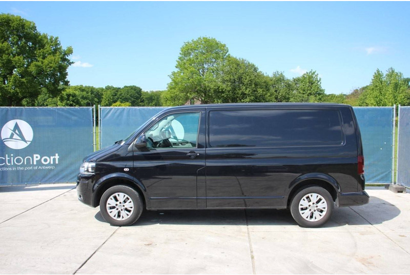 Volkswagen Transporter - فان: صورة 2 Volkswagen Transporter - فان: صورة 2