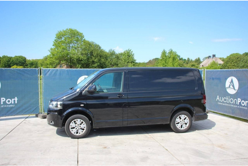 Volkswagen Transporter - فان: صورة 1 Volkswagen Transporter - فان: صورة 1