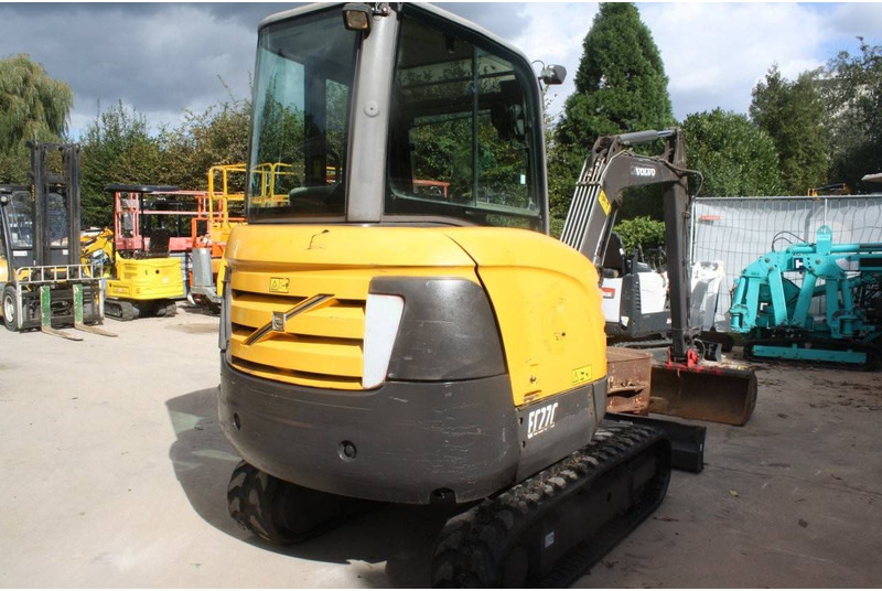 Volvo EC27C - حفار زاحف: صورة 5 Volvo EC27C - حفار زاحف: صورة 5