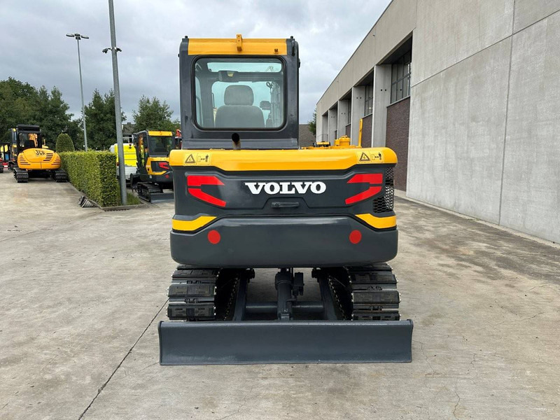 Volvo EC55D - حفار زاحف: صورة 5 Volvo EC55D - حفار زاحف: صورة 5