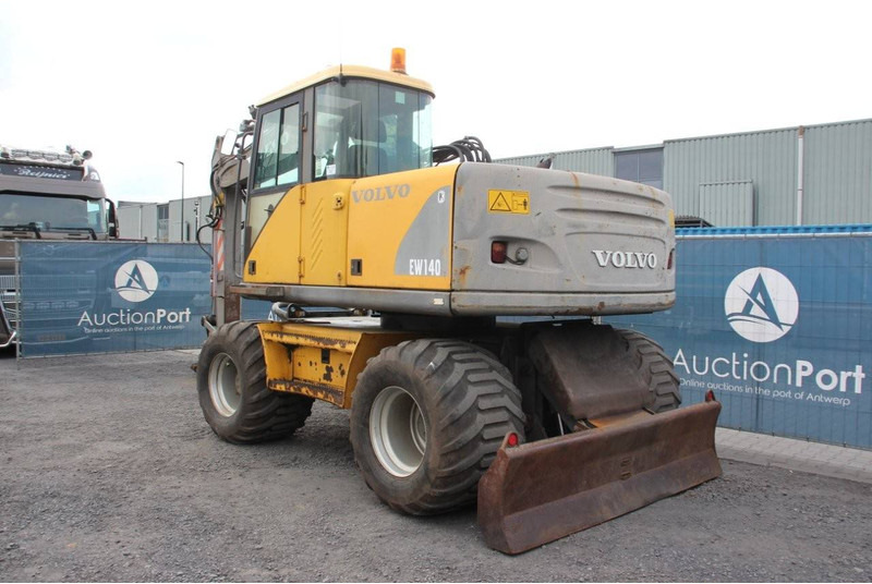 Volvo EW 140 - حفار ذو عجلات: صورة 3 Volvo EW 140 - حفار ذو عجلات: صورة 3