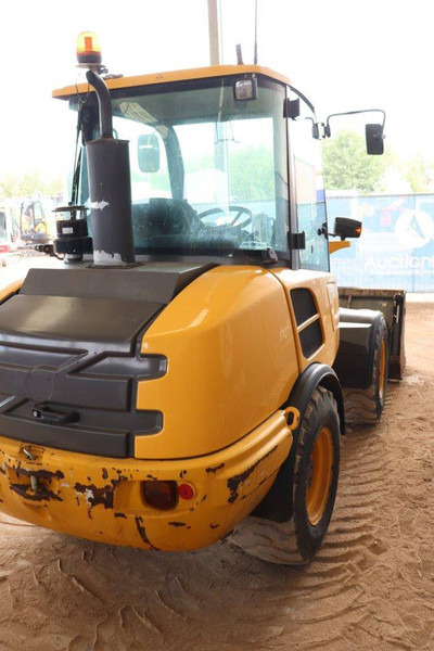 Volvo L25F-P - اللودر بعجل: صورة 5 Volvo L25F-P - اللودر بعجل: صورة 5