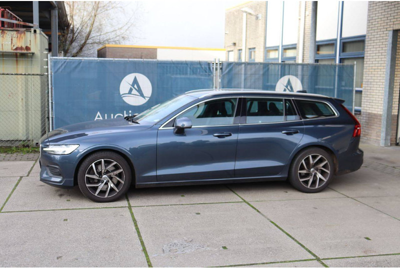 Volvo V60 - سيارة: صورة 1 Volvo V60 - سيارة: صورة 1