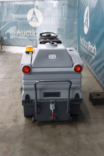 Westfield S1250 - سياره كنس شوارع: صورة 5 Westfield S1250 - سياره كنس شوارع: صورة 5