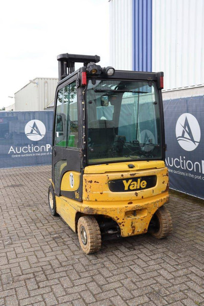 Yale ERP25VL - رافعة شوكية كهربائية: صورة 4 Yale ERP25VL - رافعة شوكية كهربائية: صورة 4